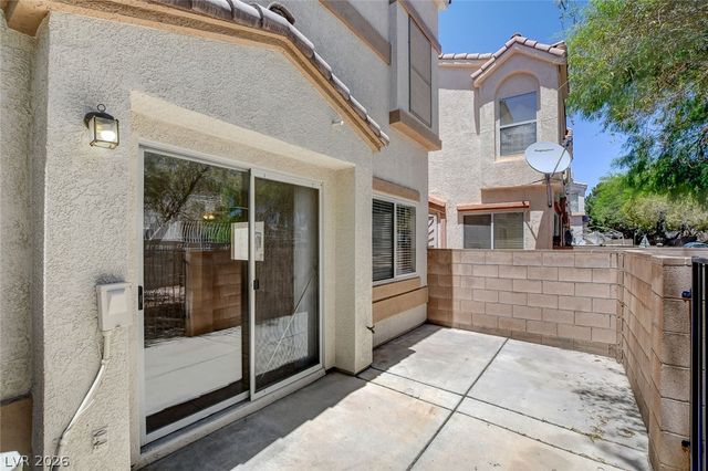 3290 Dragon Fly Street, North Las Vegas, NV 89032