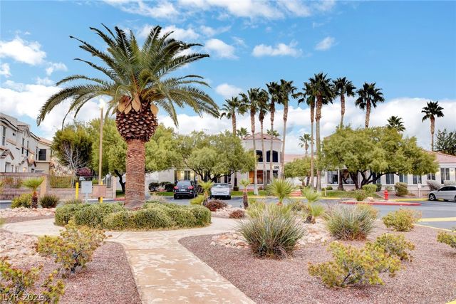 3290 Dragon Fly Street, North Las Vegas, NV 89032