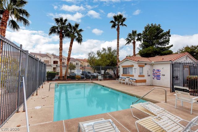3290 Dragon Fly Street, North Las Vegas, NV 89032