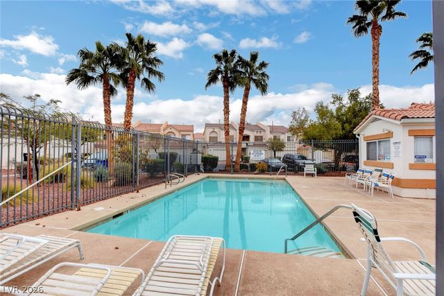 3290 Dragon Fly Street, North Las Vegas, NV 89032