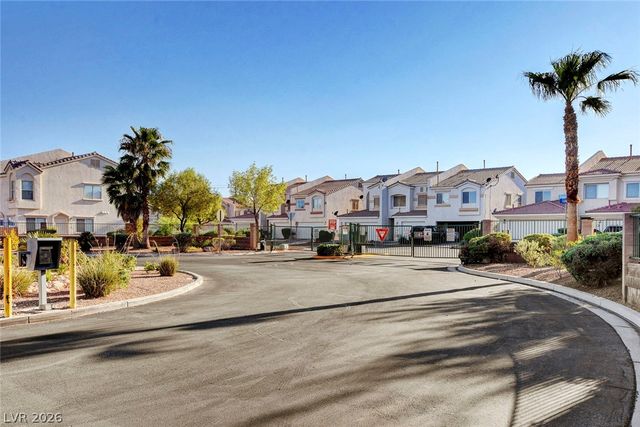 3290 Dragon Fly Street, North Las Vegas, NV 89032