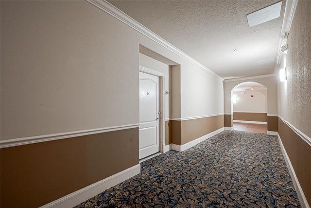 1711 Old Spanish Trail 303, Houston, TX 77054