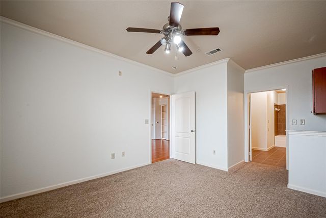 1711 Old Spanish Trail 303, Houston, TX 77054