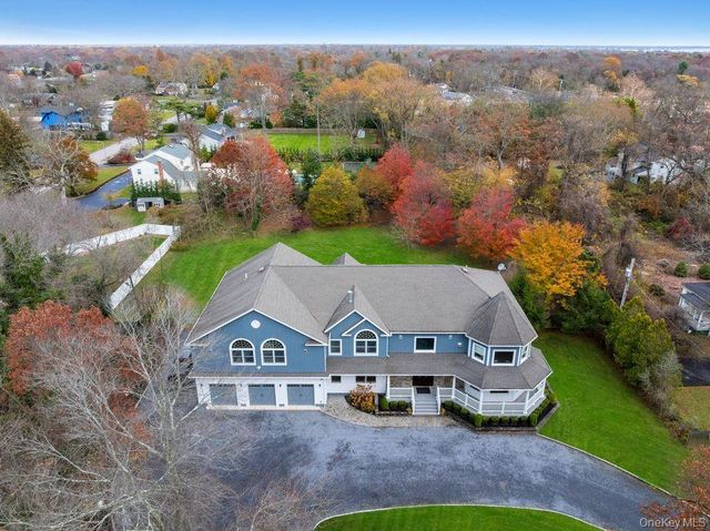 717 W Montauk Highway, Bay Shore, NY 11706