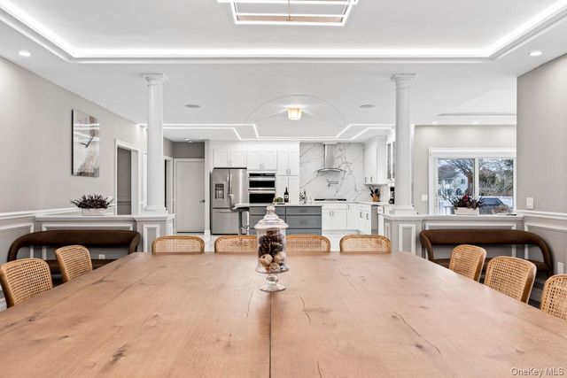 717 W Montauk Highway, Bay Shore, NY 11706