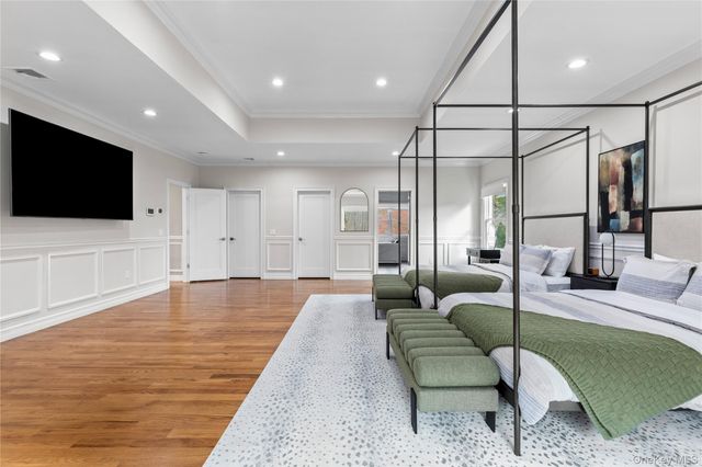 717 W Montauk Highway, Bay Shore, NY 11706