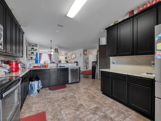 2009 Shawnee Trail, Heartland, TX 75126