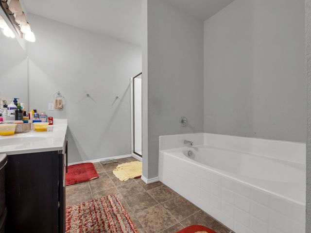 2009 Shawnee Trail, Heartland, TX 75126