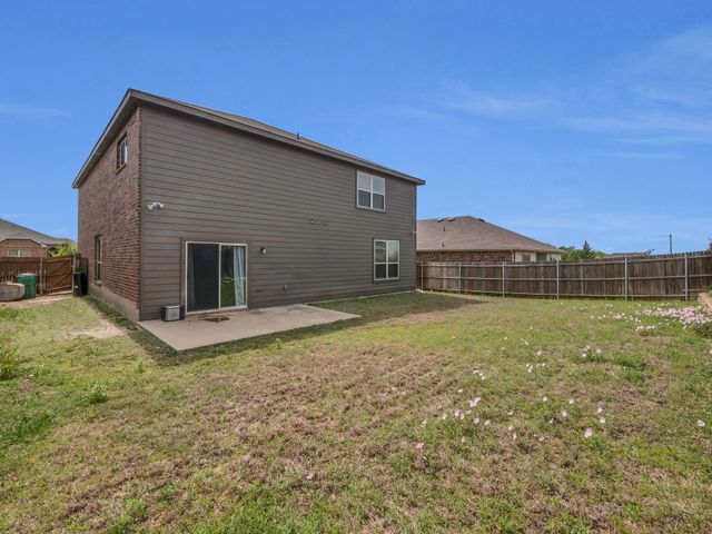 2009 Shawnee Trail, Heartland, TX 75126