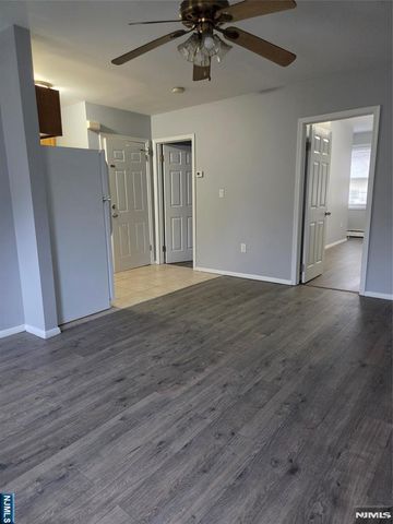 7009 Park Avenue, Guttenberg, NJ 07093