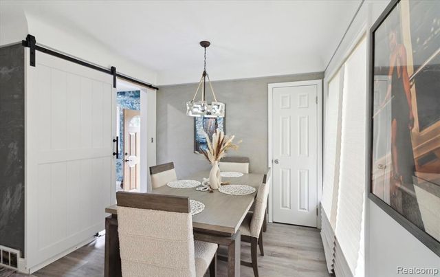 14266 Dixie, Redford, MI 48239