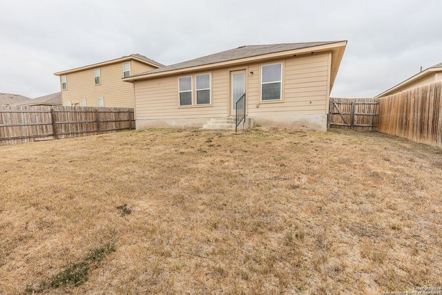 1569 Motherwell, Seguin, TX 78155