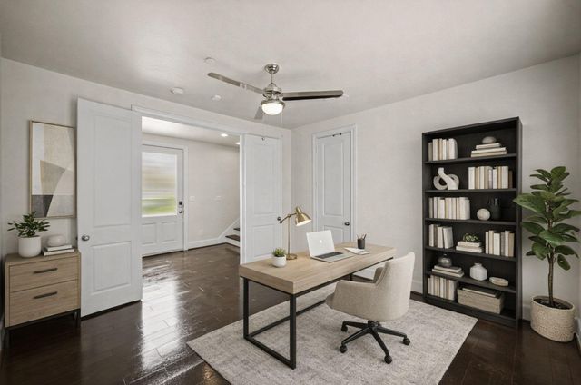 2003 Covent Garden Station, Houston, TX 77045