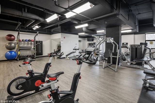 635 N Dearborn Street 2803, Chicago, IL 60654