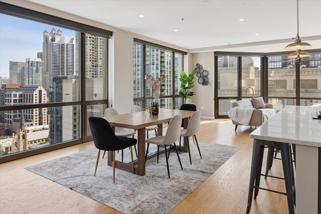 635 N Dearborn Street 2803, Chicago, IL 60654