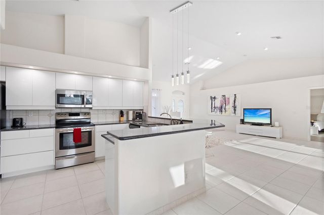 112 TOURNAMENT ROAD, Rotonda West, FL 33947