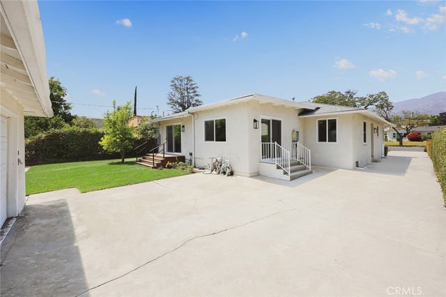 2030 Paloma Street, Pasadena, CA 91104