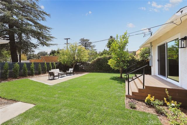 2030 Paloma Street, Pasadena, CA 91104