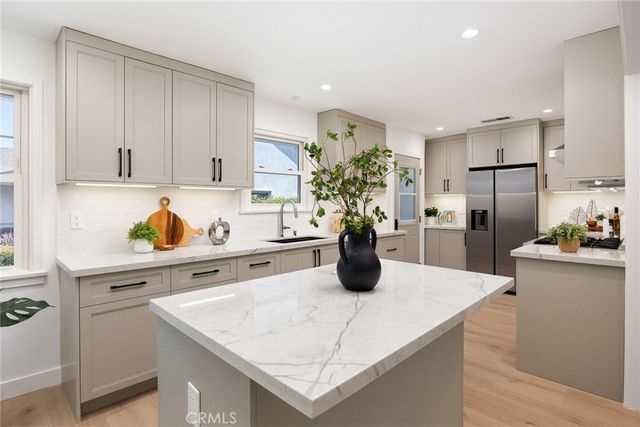 2030 Paloma Street, Pasadena, CA 91104