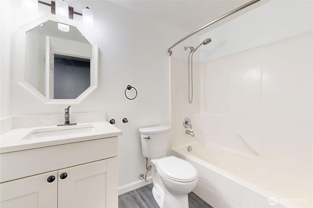 1149 SE Surita Court, College Place, WA 99324