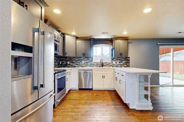 1149 SE Surita Court, College Place, WA 99324