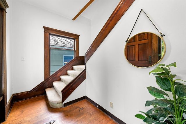 905 E Maple Street, Bellingham, WA 98225