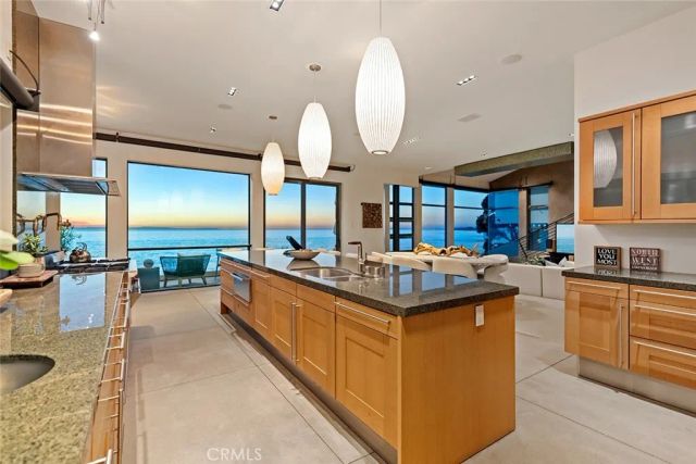 2665 Victoria Drive, Laguna Beach, CA 92651