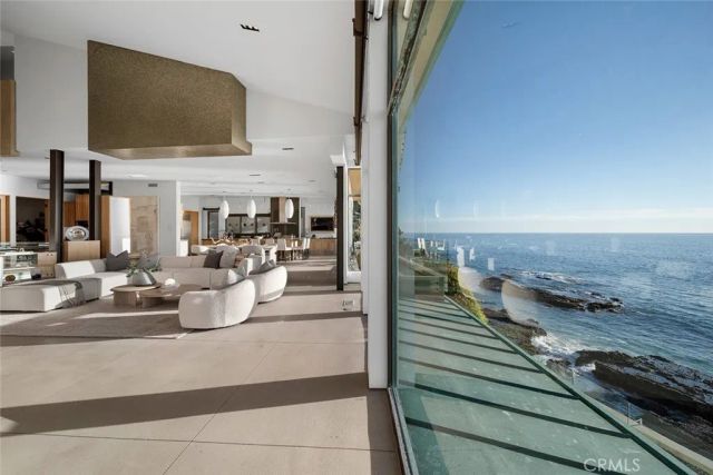 2665 Victoria Drive, Laguna Beach, CA 92651