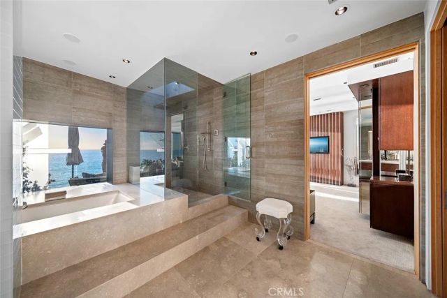 2665 Victoria Drive, Laguna Beach, CA 92651