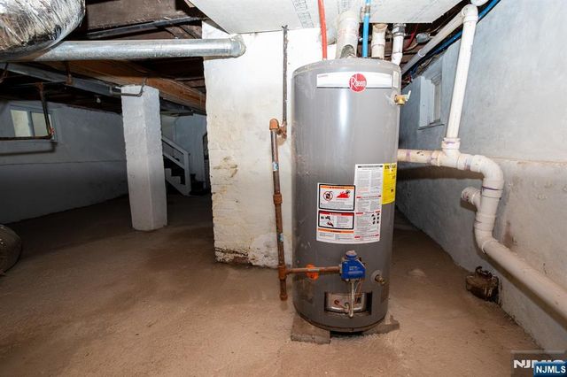 120 7th Street, Newark, NJ 07107