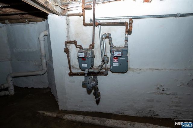 120 7th Street, Newark, NJ 07107