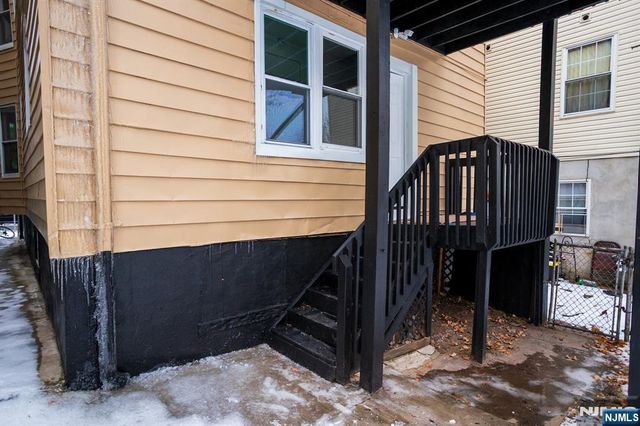 120 7th Street, Newark, NJ 07107