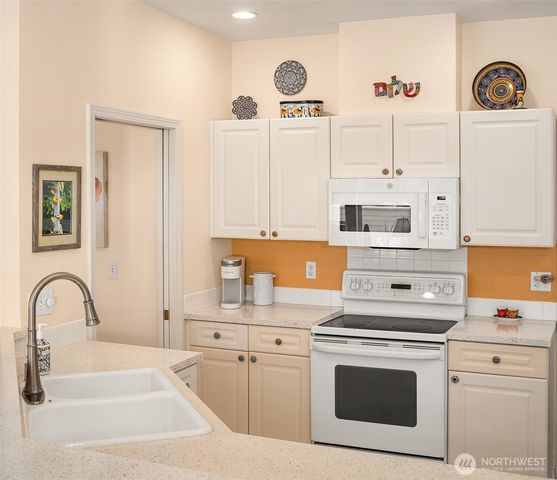 7117 87th Avenue Court SW, Lakewood, WA 98498