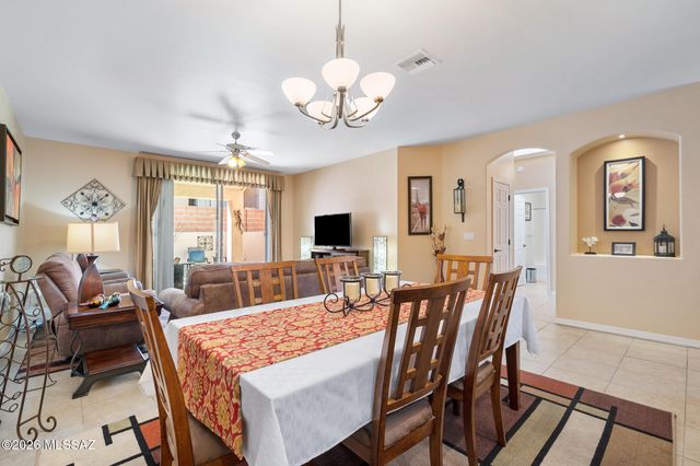 1205 N Chilson Court, Green Valley, AZ 85614