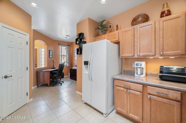 1205 N Chilson Court, Green Valley, AZ 85614