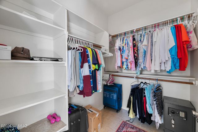 1205 N Chilson Court, Green Valley, AZ 85614