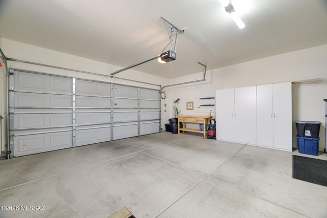 1205 N Chilson Court, Green Valley, AZ 85614