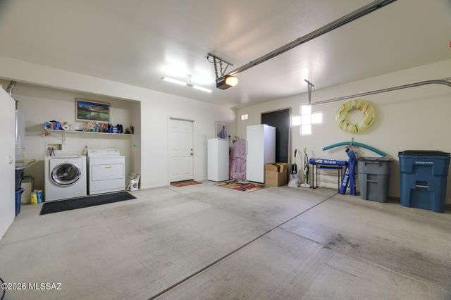 1205 N Chilson Court, Green Valley, AZ 85614