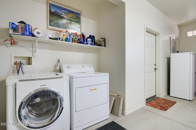 1205 N Chilson Court, Green Valley, AZ 85614