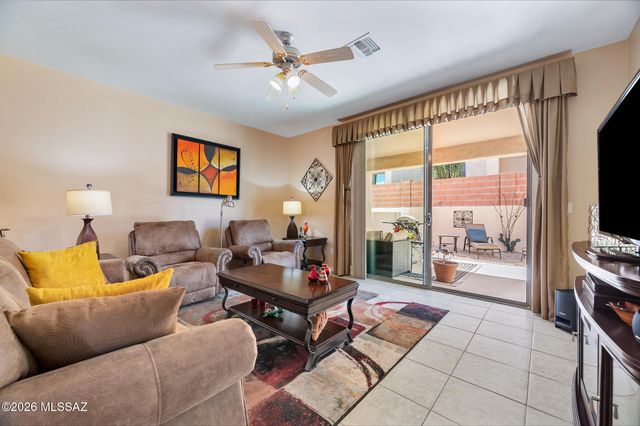 1205 N Chilson Court, Green Valley, AZ 85614