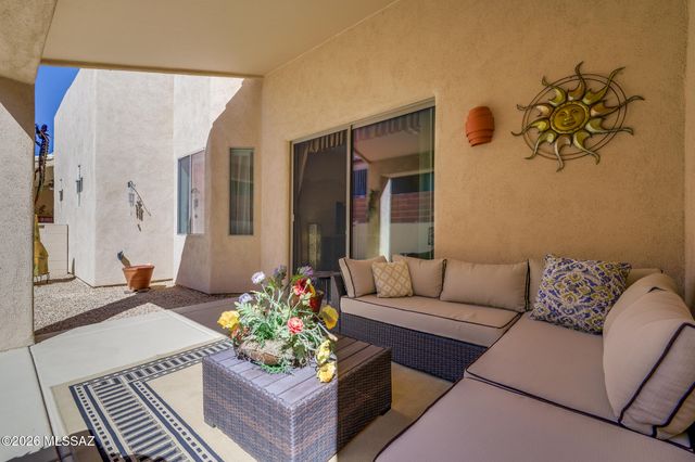 1205 N Chilson Court, Green Valley, AZ 85614