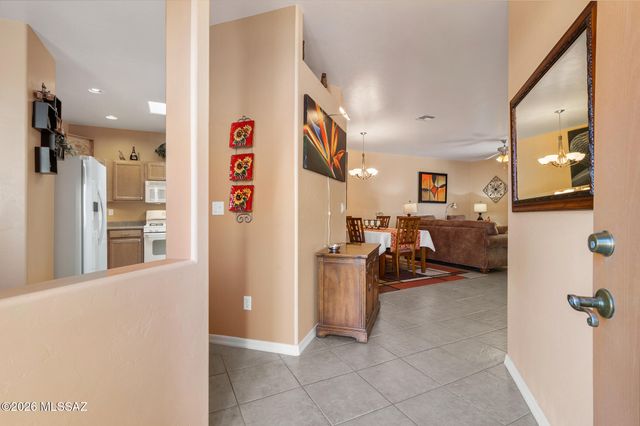 1205 N Chilson Court, Green Valley, AZ 85614