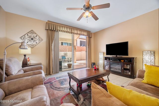 1205 N Chilson Court, Green Valley, AZ 85614