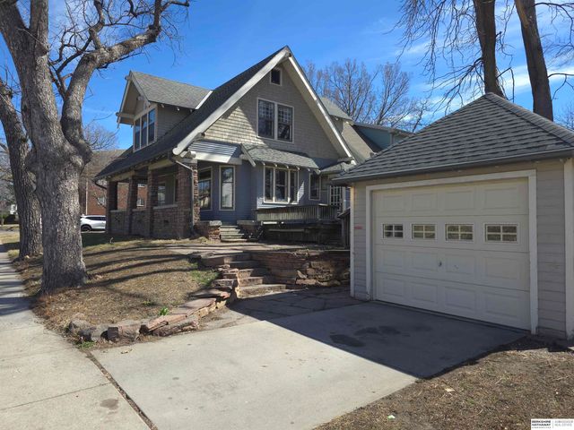 2345 R Street, Lincoln, NE 68503