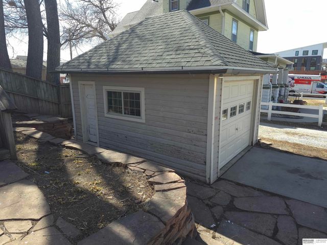 2345 R Street, Lincoln, NE 68503