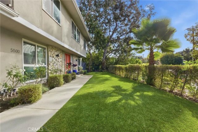 5500 Blanco Avenue, Woodland Hills, CA 91367