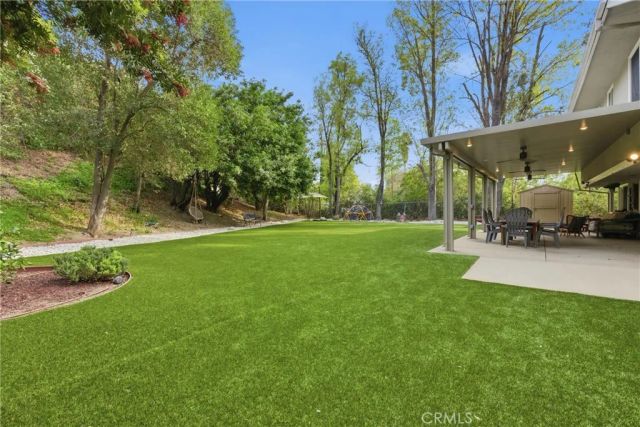 5500 Blanco Avenue, Woodland Hills, CA 91367