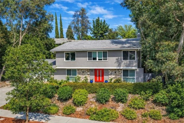 5500 Blanco Avenue, Woodland Hills, CA 91367