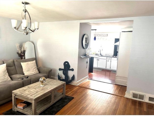 401 Whitlow St, New Bedford, MA 02746