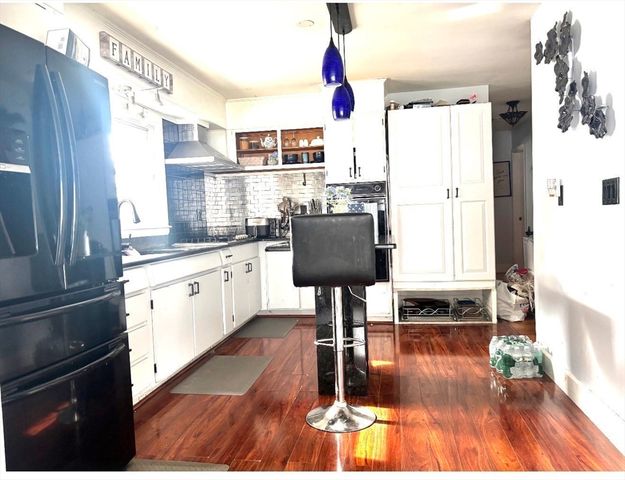 401 Whitlow St, New Bedford, MA 02746